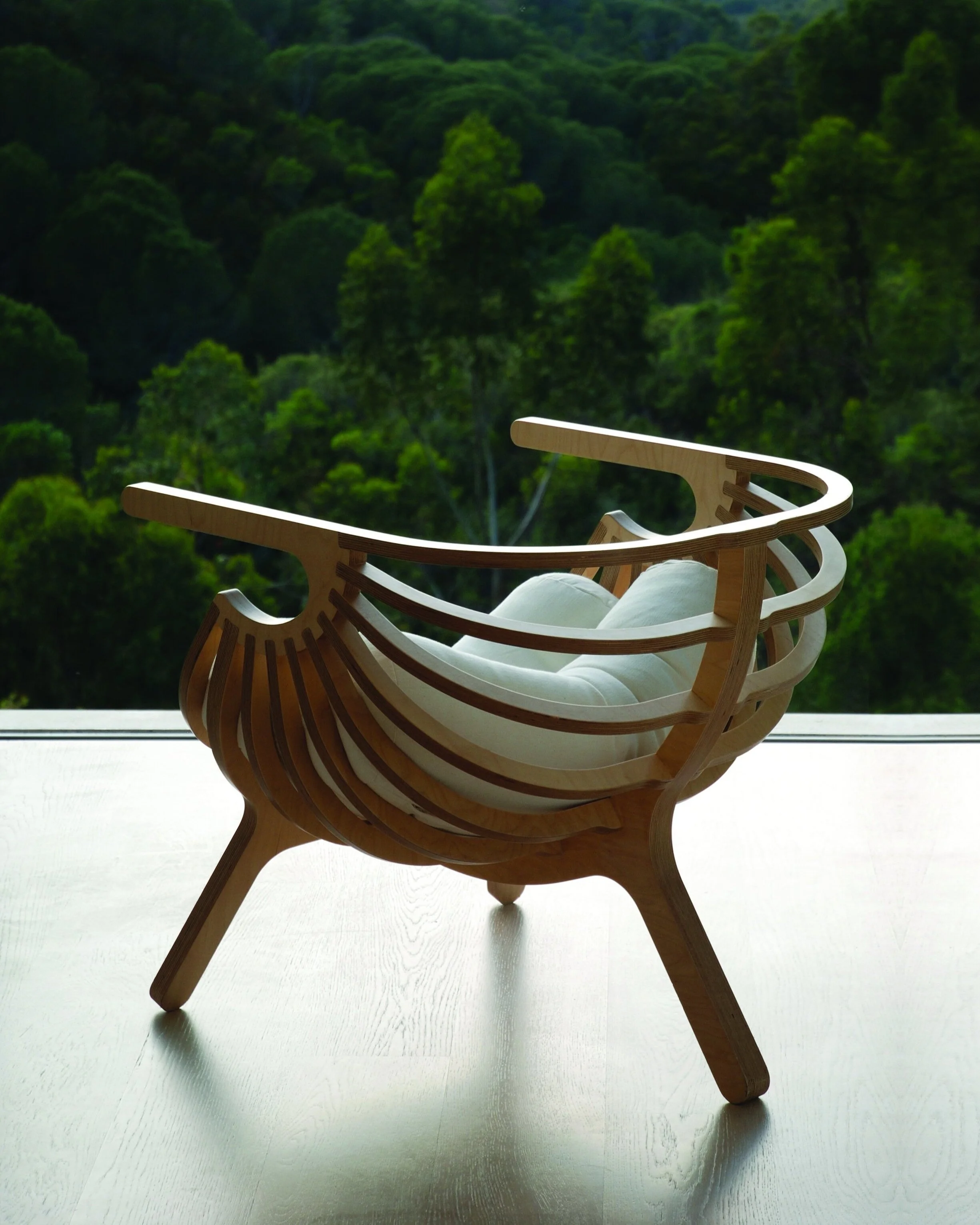 Shell Lounge Chair by Branca Lisboa